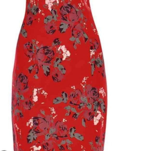 Dresses - Picture 3 of 3